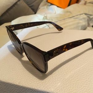 Gucci Glasses Style# GG0097s